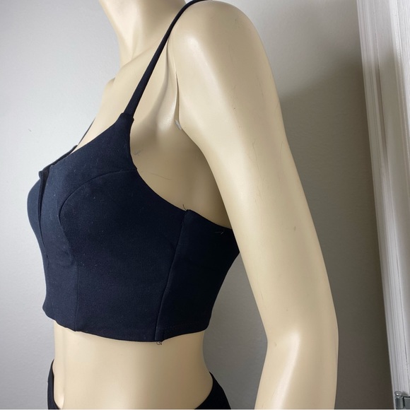 Solemio Los Angeles Women Crop Cami Top
Sleeveless Spaghetti Strap Tank Top - Picture 6 of 10